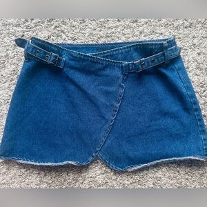 Lioness Women Blue Denim Wrap Around, 2 Front Buckle closures Mini Skirt Small